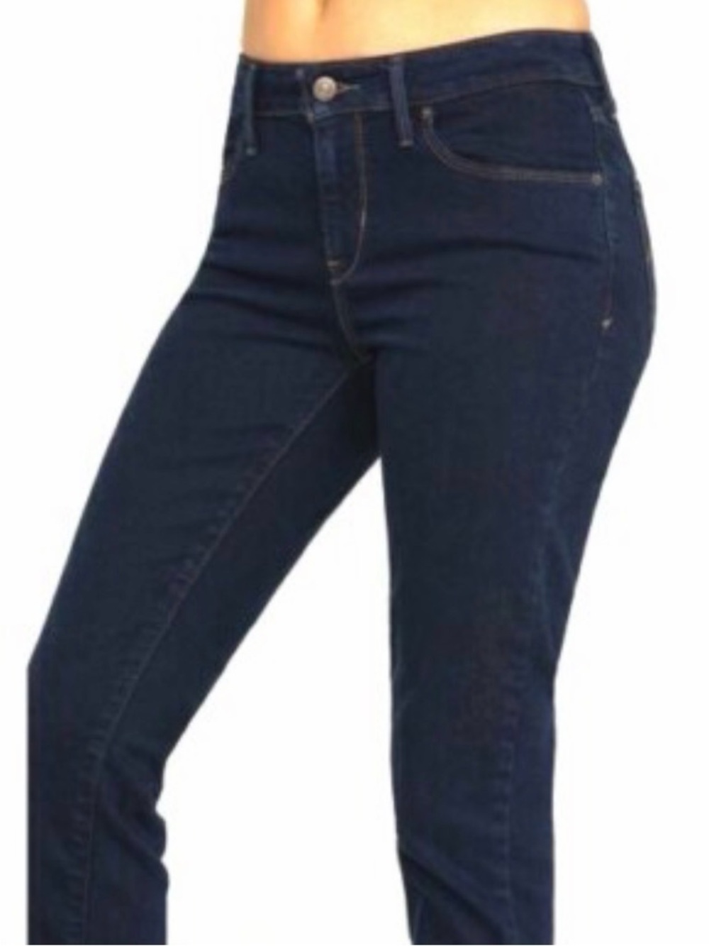 Levi’s Mid Rise Skinny Dark Wash Jeans Size 6.